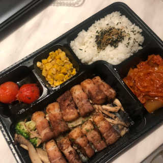 [오스테끼]마약삼겹+김치볶음밥or마약삼겹+제육볶음 — 5점을 준 리뷰어가 2019년 3월 올린 사용 사진