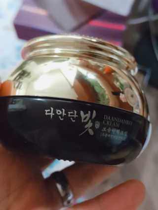 다안단빛 줄기세포 명품 한방화장품 3종세트 — 5점을 준 리뷰어가 2019년 3월 올린 사용 사진