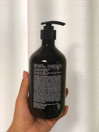 the naked object [탈모볼륨샴푸] 디블랙 팩 샴푸 — 4점을 준 리뷰어가 2019년 12월 올린 사용 사진