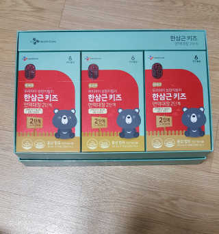 한삼근 블랙라벨 CJ헬스케어 한삼근 키즈 면역대장 2단계 — 5점을 준 리뷰어가 2019년 10월 올린 사용 사진