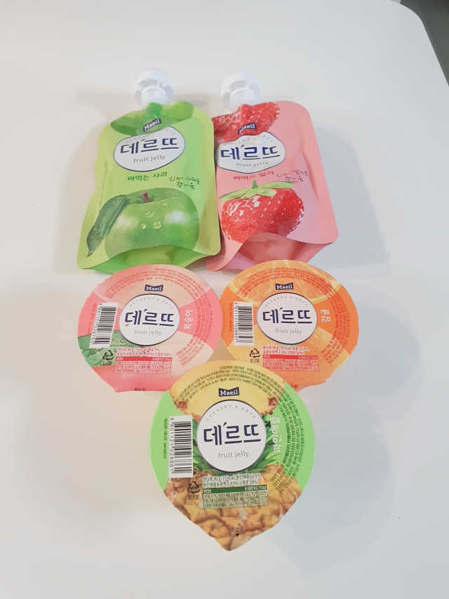 데르뜨 떠먹는 과일 3종, 짜먹는 과일 2종 총 10개 체험 리뷰 사진