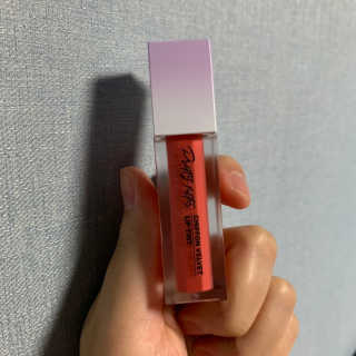 터치인솔 프리티필터 쉬폰 벨벳 립틴트 비비드팝 컬렉션 — 5점을 준 리뷰어가 2019년 3월 올린 사용 사진