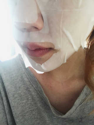 23years old 하이알톡스 쁘띠마스크(5장) — 5점을 준 리뷰어가 2017년 6월 올린 사용 사진