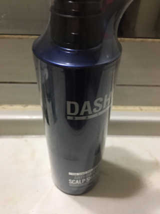 다슈코리아 다슈 데일리 단백질 한방 두피 골드 샴푸 500ml — 5점을 준 리뷰어가 2018년 11월 올린 사용 사진