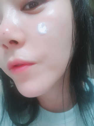 파시스 올인원 진주 화이트닝 크림 100ml — 4점을 준 리뷰어가 2019년 2월 올린 사용 사진