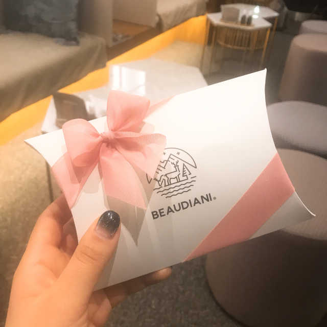 [뷰디아니 카페 한남점] 따뜻함, 까눌레 2인Set 리뷰 사진