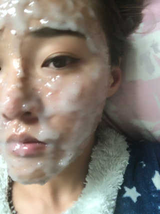23years old 아쿠아밥 모델링 마스크 — 4.5점을 준 리뷰어가 2018년 4월 올린 사용 사진