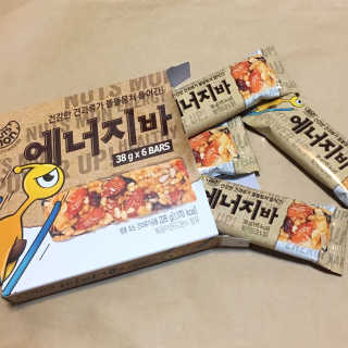 견과가 똘똘 뭉쳐들어간 넛츠몬 에너지바 1BOX 6개입 — 5점을 준 리뷰어가 2018년 2월 올린 사용 사진