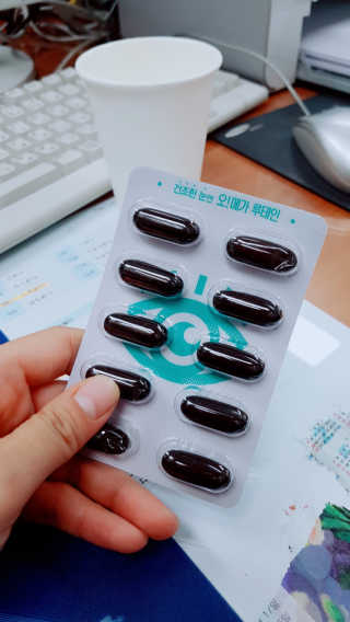 네츄럴굿띵스 오!메가루테인 60일분 — 5점을 준 리뷰어가 2017년 11월 올린 사용 사진
