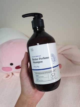 달리프 베러 퍼퓸 샴푸 1000ml 레이니데이 or 일랑로즈 — 5점을 준 리뷰어가 2020년 1월 올린 사용 사진