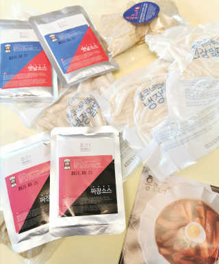잠실맛집,홍코너떡볶이가우리집에[옛날맛,짜장맛옵션] — 3점을 준 리뷰어가 2019년 11월 올린 사용 사진