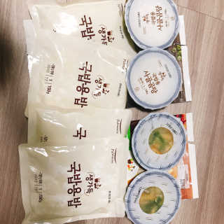 [풀무원] 사골곰탕국밥 황태해장국밥 — 4.83점을 준 리뷰어가 2018년 6월 올린 사용 사진