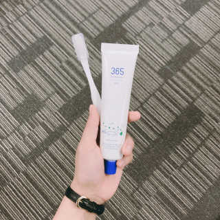 심플리스트 365치약+365칫솔 — 3점을 준 리뷰어가 2018년 4월 올린 사용 사진