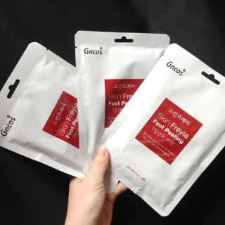 OMYLIFE Skin Freyia Foot Peeling — 4.67점을 준 리뷰어가 2018년 6월 올린 사용 사진