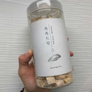 펫프렌즈 [단백질풍부] 無첨가 닭가슴살 100퍼센트 촉촉트릿 치킨 — 5점을 준 리뷰어가 2020년 1월 올린 사용 사진