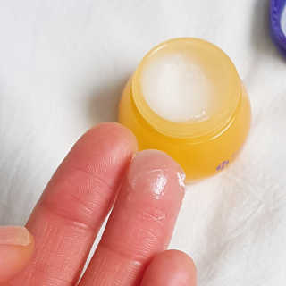 [후르디아] 블루베리 과즙 듬뿍 꿀과즙립밤 3개 세트 — 5점을 준 리뷰어가 2019년 10월 올린 사용 사진