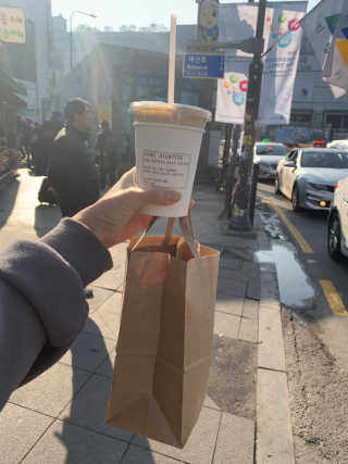 [91커피]- 시그니처 메뉴로만 구성한 91세트 — 5점을 준 리뷰어가 2018년 11월 올린 사용 사진