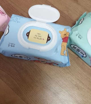보솜이 아기물티슈 베이비케어 푸에디션 캡 74매 10입 — 5점을 준 리뷰어가 2019년 4월 올린 사용 사진