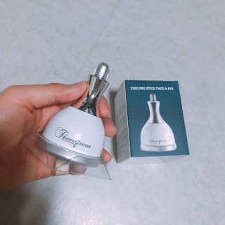 [더마퀸]쿨링스틱 페이스앤아이 — 5점을 준 리뷰어가 2019년 4월 올린 사용 사진