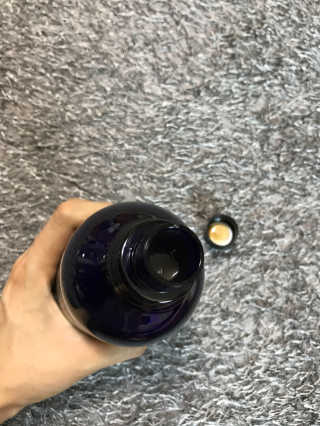 다슈코리아 다슈 데일리 한방 두피 골드 샴푸 500ml — 4.33점을 준 리뷰어가 2017년 5월 올린 사용 사진