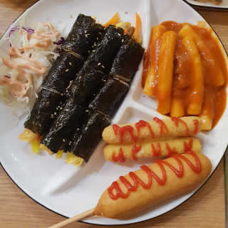 [아제꼬마김밥_은행동] 메뉴 내 20000원 상당 이용권 — 5점을 준 리뷰어가 2019년 2월 올린 사용 사진