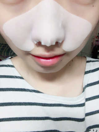 나이팅게일 TAKO PACK NOSE [문어코팩] — 4점을 준 리뷰어가 2016년 12월 올린 사용 사진