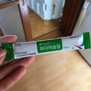두루원 똥기사의 Kfood 화이버슬림 — 3.83점을 준 리뷰어가 2018년 7월 올린 사용 사진