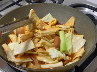 식스레시피 마라떡볶이 쿠킹박스 2인분 — 4.5점을 준 리뷰어가 2019년 7월 올린 사용 사진