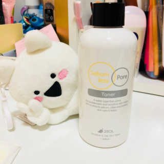 이솔화장품 이솔 세범 리스 포어 토너 200ml — 4.33점을 준 리뷰어가 2018년 8월 올린 사용 사진