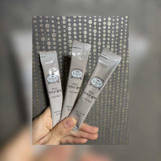 [하우투잇] 뤼에르 쿠르브 블랙 10ml x 30포 총 300ml — 5점을 준 리뷰어가 2020년 3월 올린 사용 사진