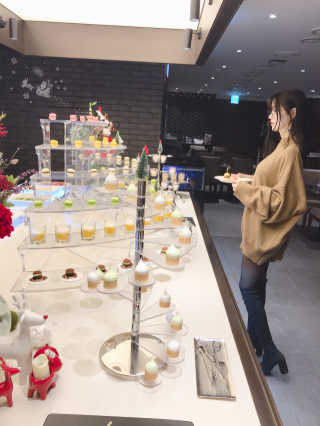 뷔페G [뷔페 G 글래드호텔 강남코엑스센터점] 2인 식사권 — 5점을 준 리뷰어가 2018년 12월 올린 사용 사진