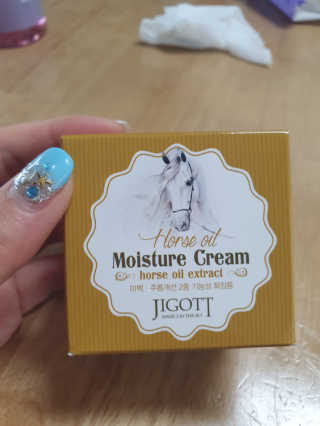 지고트 마유 모이스처 크림 70ml — 5점을 준 리뷰어가 2019년 8월 올린 사용 사진