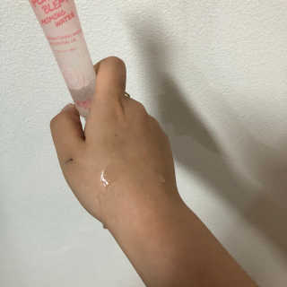터치인솔 노 포어블럼 프라이밍 워터 — 5점을 준 리뷰어가 2018년 10월 올린 사용 사진