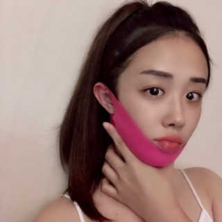 스케덤 펩타이드 리프팅밴드 — 5점을 준 리뷰어가 2019년 8월 올린 사용 사진