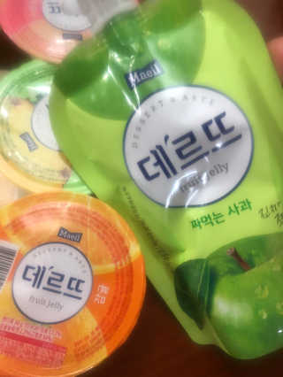 데르뜨 떠먹는 과일 3종, 짜먹는 과일 2종 총 10개 체험 — 5점을 준 리뷰어가 2020년 3월 올린 사용 사진