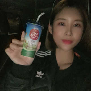 마이카페라떼 말차 아몬드브리즈 7개입 — 4.5점을 준 리뷰어가 2019년 11월 올린 사용 사진