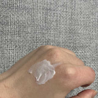 귀빈사 mayac 호시탐탐 시그니처 프리즈왁스 150ml — 4.5점을 준 리뷰어가 2020년 3월 올린 사용 사진