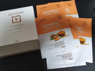 GoodDay Skincare GoodDay 강황 마스크 — 5점을 준 리뷰어가 2020년 1월 올린 사용 사진
