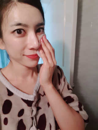 나이팅게일 데일리 더마 클렌징패드 마일드 — 4.67점을 준 리뷰어가 2018년 4월 올린 사용 사진
