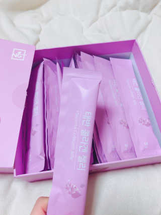 네츄럴굿띵스 태반 콜라겐 젤리 15포 — 5점을 준 리뷰어가 2018년 12월 올린 사용 사진