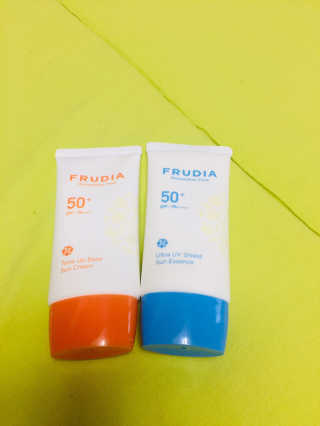 [후르디아] 혼합자차 선 에센스+톤업 선크림 2종 — 5점을 준 리뷰어가 2019년 5월 올린 사용 사진