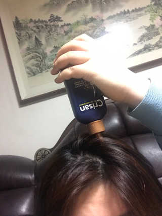 [크리산]  모근.모발강화 악티프 토닉 — 4점을 준 리뷰어가 2019년 10월 올린 사용 사진