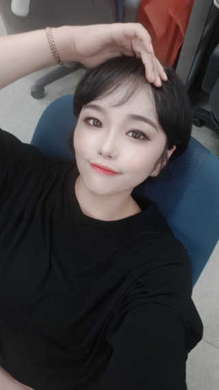 자빈드서울 윙크 파운데이션 팩트 — 5점을 준 리뷰어가 2019년 8월 올린 사용 사진