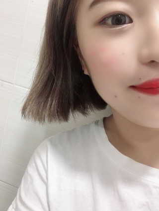 [블랙루즈] 피치 커버 벨벳 쿠션 2종 중 택1 — 5점을 준 리뷰어가 2019년 10월 올린 사용 사진