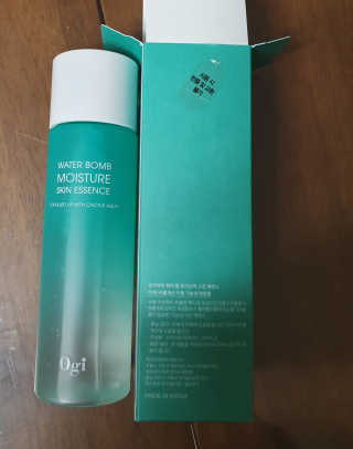 오지아이 워터 밤 모이스처 스킨 에센스 180ml — 4점을 준 리뷰어가 2020년 2월 올린 사용 사진