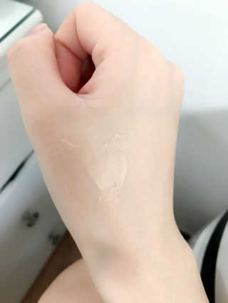 코덕 코스메틱 메꿈 팁 프라이머 — 5점을 준 리뷰어가 2017년 5월 올린 사용 사진