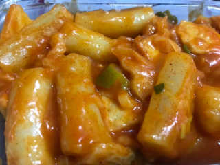 홍대미미네국물떡볶이 [홍대미미네]오리지널 국물 떡볶이4팩 + 라면사리 — 4.5점을 준 리뷰어가 2019년 4월 올린 사용 사진