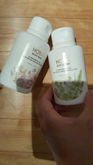 HOSA BODY WASH+BODY LOTION — 5점을 준 리뷰어가 2018년 3월 올린 사용 사진