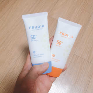 [후르디아] 혼합자차 선 에센스+톤업 선크림 2종 — 4.5점을 준 리뷰어가 2019년 5월 올린 사용 사진