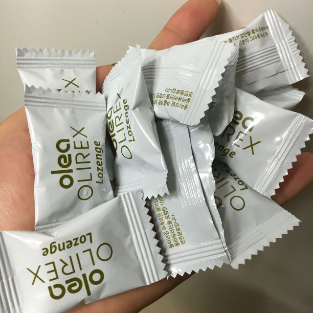 올리렉스 로젠지 파우치 리뷰 사진